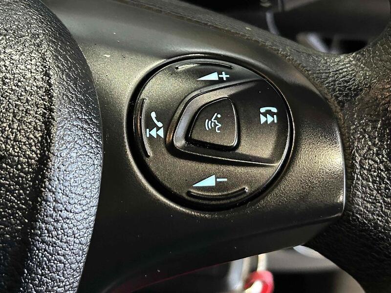 Ford 1.5 220 EcoBlue DCIV 6dr Diesel Manual Euro 6 (s/s) (75 ps) Combi Van Manual Diesel Combi Van Manual Diesel Combi Van Manual Diesel