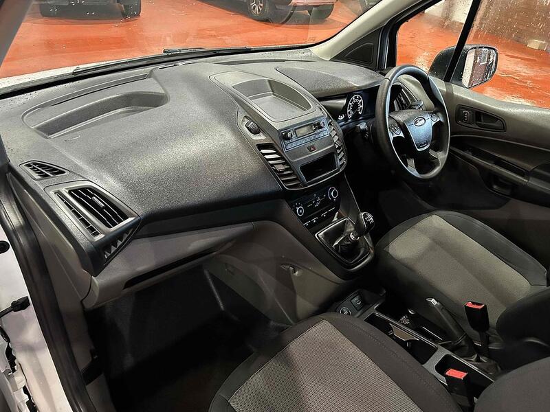 Ford 1.5 220 EcoBlue DCIV 6dr Diesel Manual Euro 6 (s/s) (75 ps) Combi Van Manual Diesel Combi Van Manual Diesel Combi Van Manual Diesel