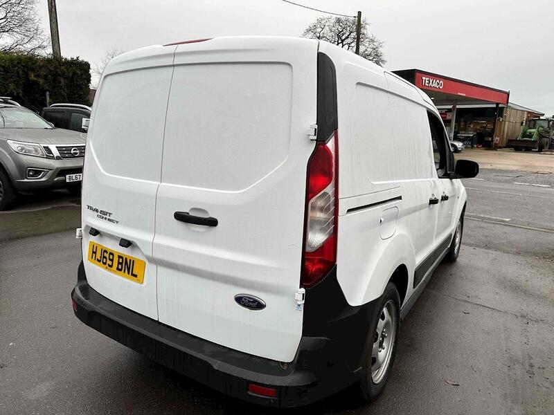 Ford 1.5 220 EcoBlue DCIV 6dr Diesel Manual Euro 6 (s/s) (75 ps) Combi Van Manual Diesel
