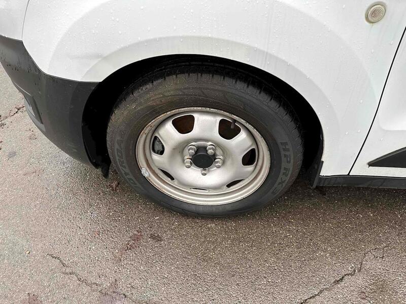 Ford 1.5 220 EcoBlue DCIV 6dr Diesel Manual Euro 6 (s/s) (75 ps) Combi Van Manual Diesel