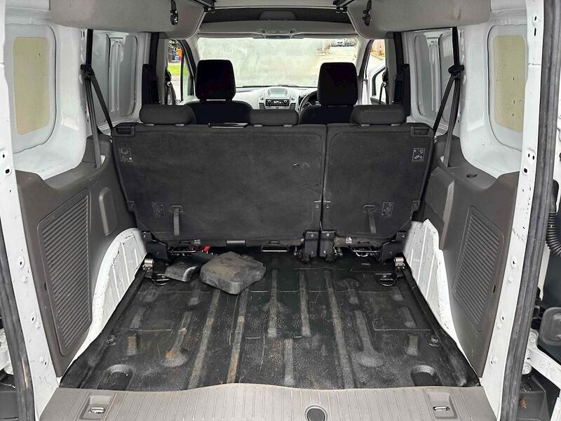 Ford 1.5 220 EcoBlue DCIV 6dr Diesel Manual Euro 6 (s/s) (75 ps) Combi Van Manual Diesel