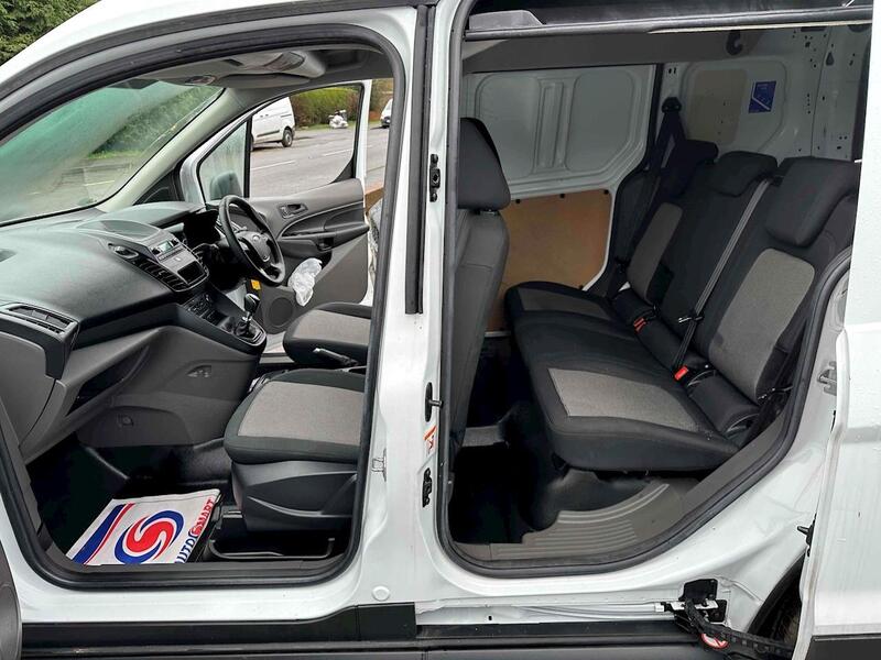 Ford 1.5 220 EcoBlue DCIV 6dr Diesel Manual Euro 6 (s/s) (75 ps) Combi Van Manual Diesel