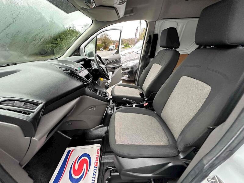 Ford 1.5 220 EcoBlue DCIV 6dr Diesel Manual Euro 6 (s/s) (75 ps) Combi Van Manual Diesel