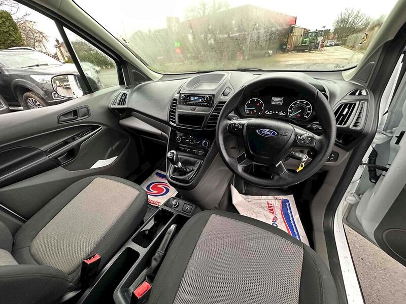 Ford 1.5 220 EcoBlue DCIV 6dr Diesel Manual Euro 6 (s/s) (75 ps) Combi Van Manual Diesel