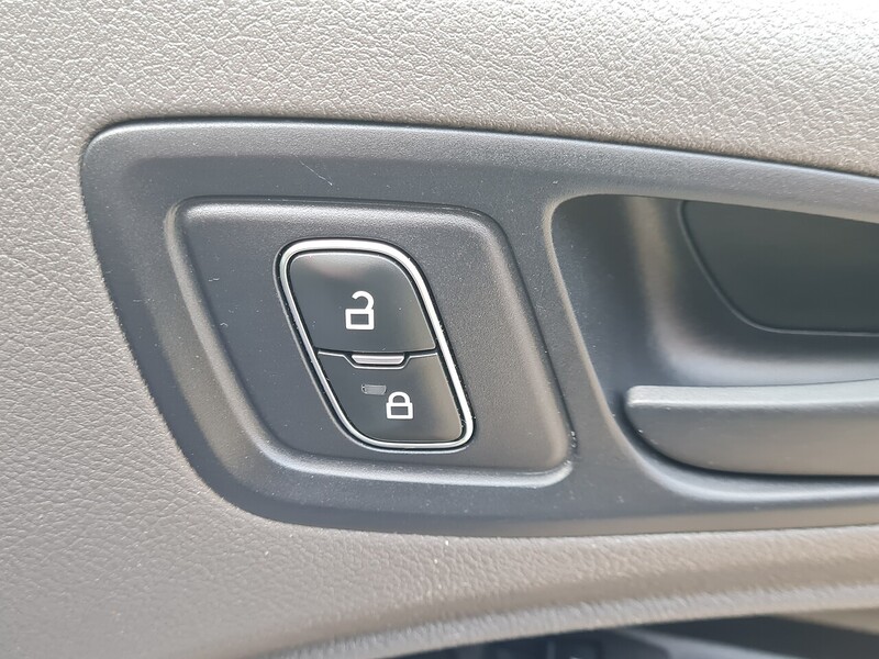Ford 1.5 220 EcoBlue DCIV 6dr Diesel Manual Euro 6 (s/s) (75 ps)