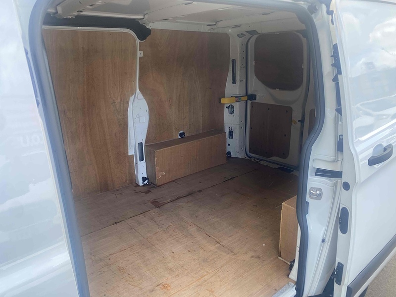 Ford 2.0 300 EcoBlue Leader Panel Van 5dr Diesel Manual L1 H1 Euro 6 (s/s) (105 ps)