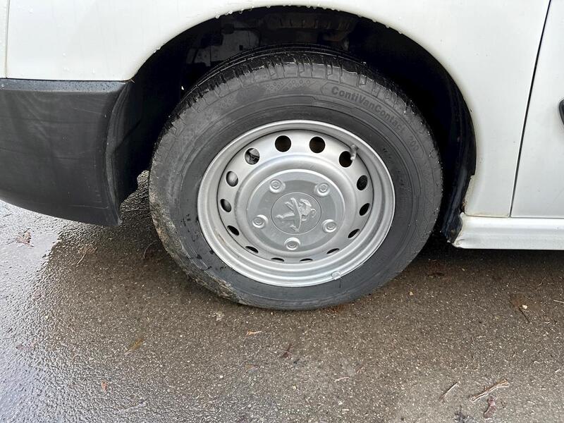 Peugeot Blue Hdi S 2.0 6dr Panel Van Manual Diesel Panel Van Manual Diesel