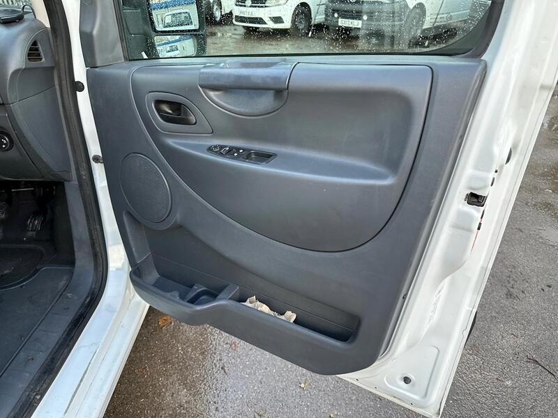 Peugeot Blue Hdi S 2.0 6dr Panel Van Manual Diesel Panel Van Manual Diesel