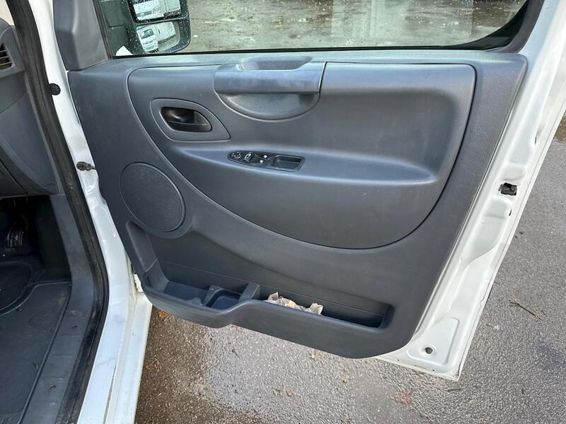 Peugeot Blue Hdi S 2.0 6dr Panel Van Manual Diesel Panel Van Manual Diesel