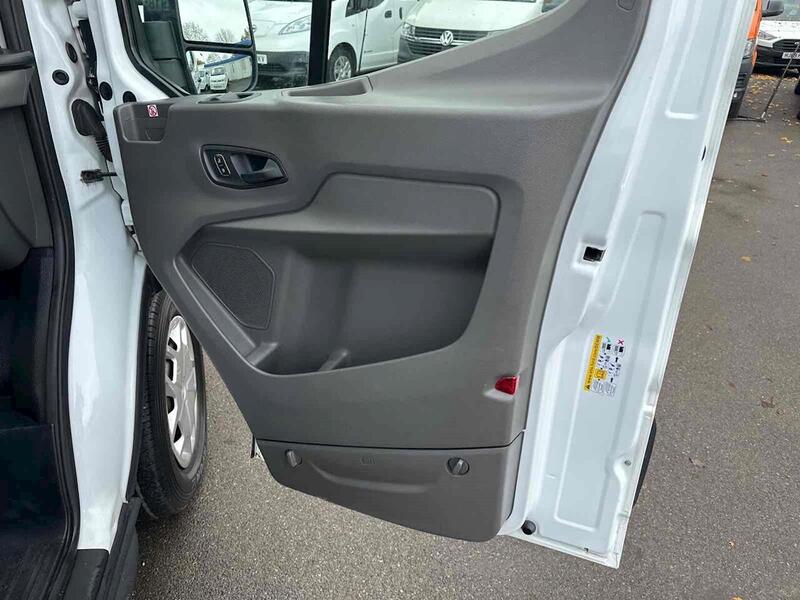 Ford 350 EcoBlue Trend Panel Van 2.0 Manual Diesel