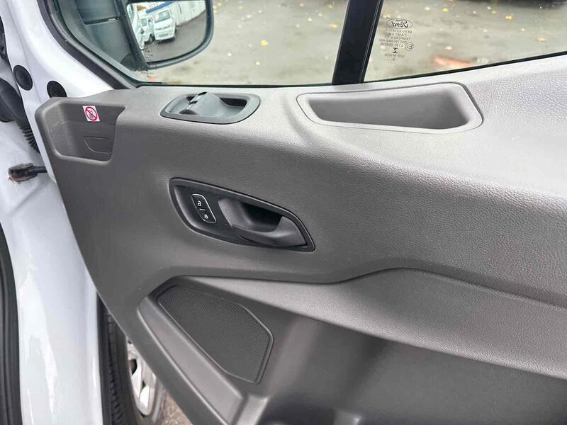 Ford 350 EcoBlue Trend Panel Van 2.0 Manual Diesel