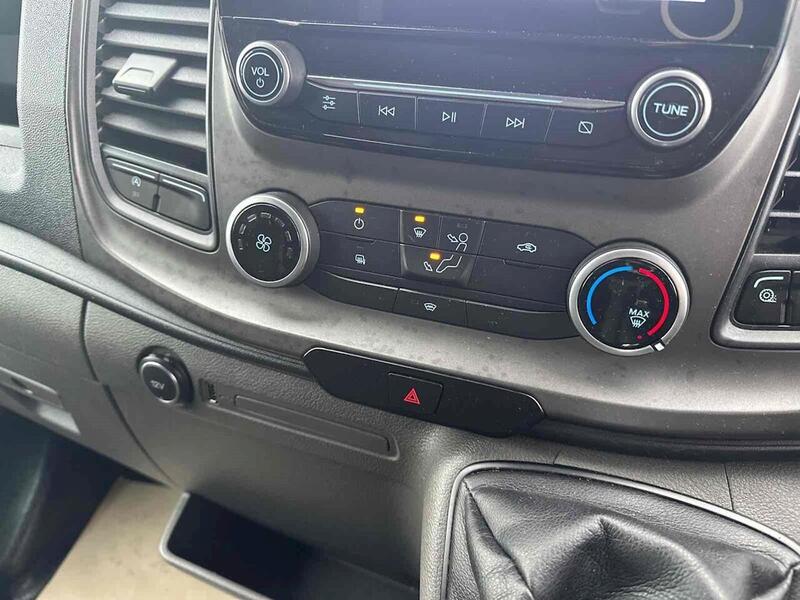 Ford 350 EcoBlue Trend Panel Van 2.0 Manual Diesel