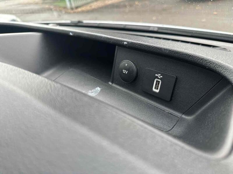 Ford 350 EcoBlue Trend Panel Van 2.0 Manual Diesel
