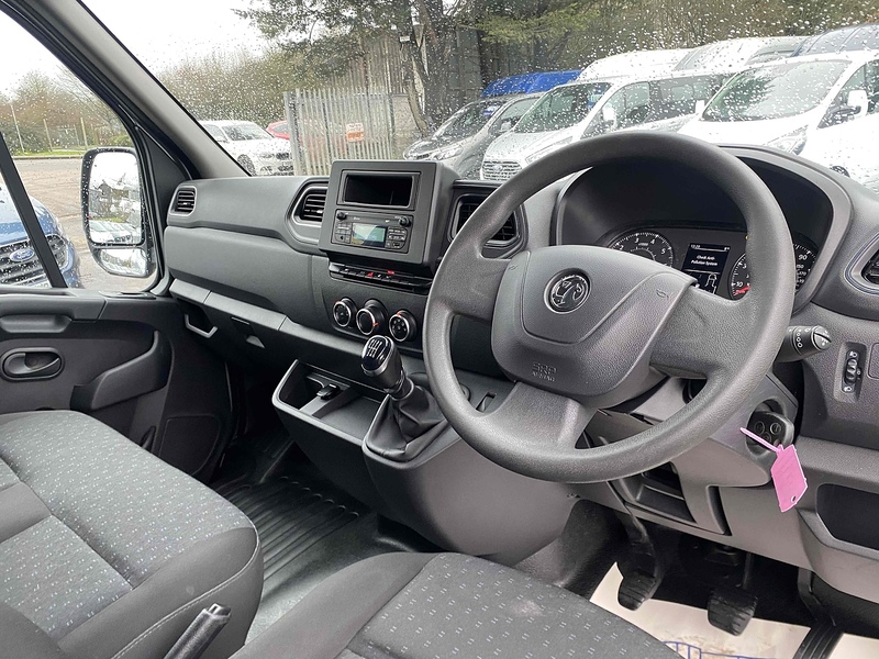 Vauxhall 2.3 CDTi 3500 BiTurbo Edition Panel Van 5dr Diesel Manual FWD L3 H2 Euro 6 (135 ps)