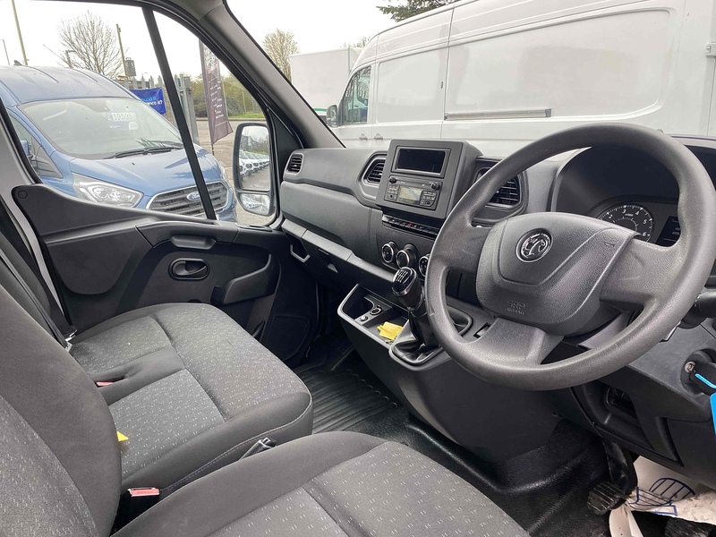 Vauxhall 2.3 CDTi 3500 BiTurbo Edition Panel Van 5dr Diesel Manual FWD L3 H2 Euro 6 (135 ps)