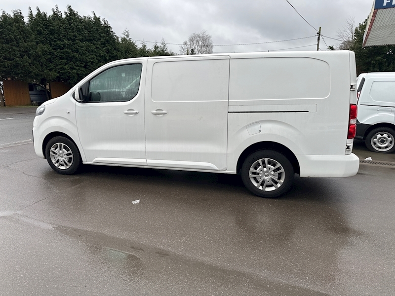 Vauxhall 1.5 Turbo D 2900 Sportive Panel Van 5dr Diesel Manual L2 H1 Euro 6 (s/s) (100 ps)