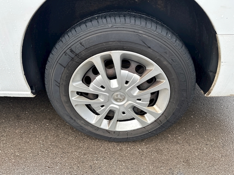 Vauxhall 1.5 Turbo D 2900 Sportive Panel Van 5dr Diesel Manual L2 H1 Euro 6 (s/s) (100 ps)
