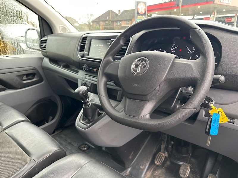 Vauxhall 1.5 Turbo D 2900 Sportive Panel Van 5dr Diesel Manual L2 H1 Euro 6 (s/s) (100 ps)