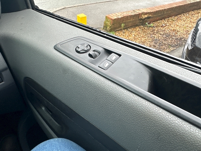 Vauxhall 1.5 Turbo D 2900 Sportive Panel Van 5dr Diesel Manual L2 H1 Euro 6 (s/s) (100 ps)