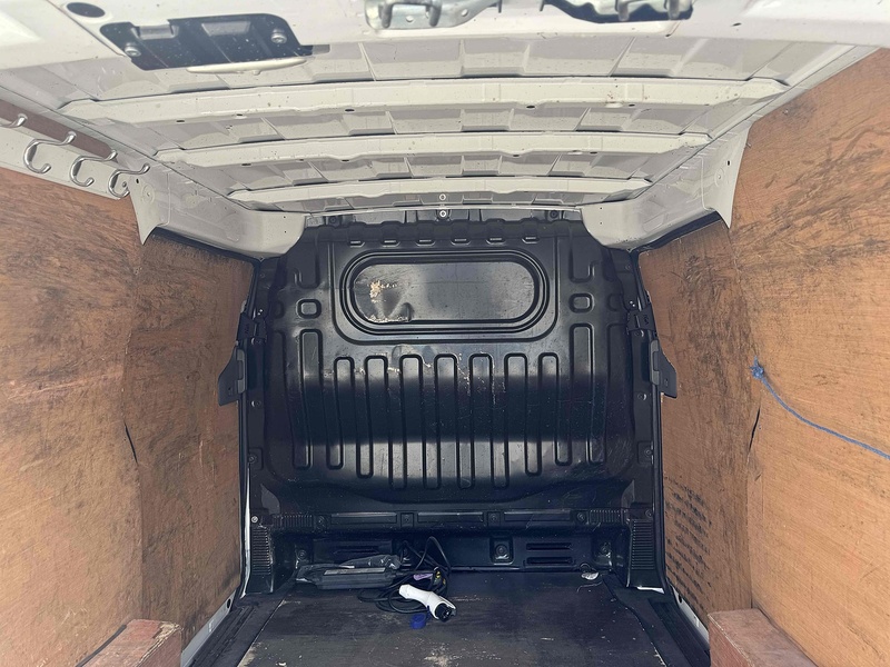 Nissan 40kWh Acenta Panel Van 5dr Electric Auto SWB (Quick Charge) (109 ps)