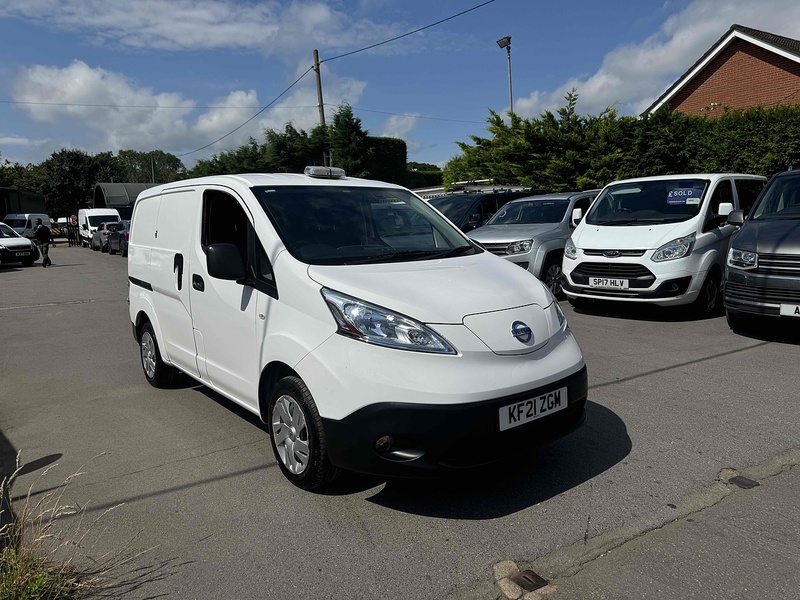 Nissan 40kWh Acenta Panel Van 5dr Electric Auto SWB (Quick Charge) (109 ps)