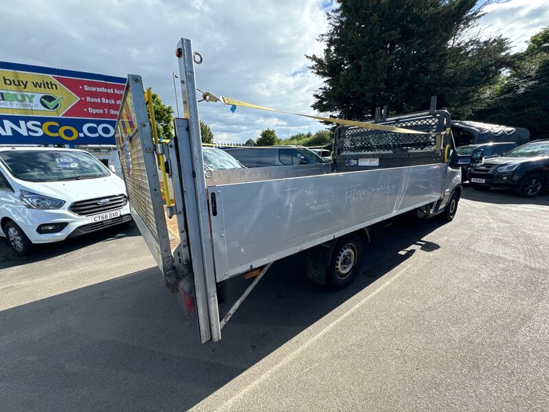 Ford 350 EcoBlue Leader 2.0 2dr Dropside Manual Diesel