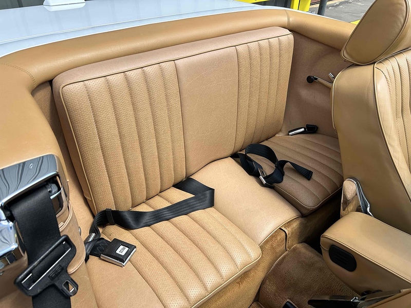 Mercedes-Benz SL 560 5.5 Convertible Petrol