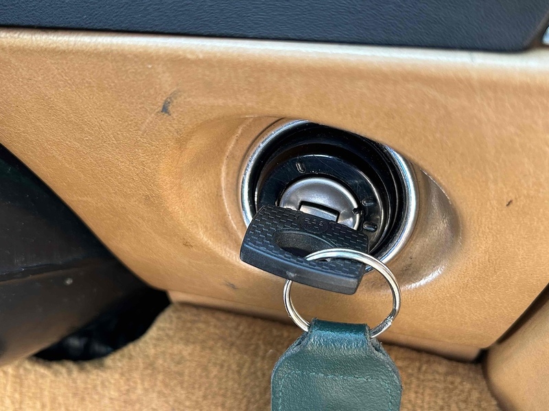 Mercedes-Benz SL 560 5.5 Convertible Petrol