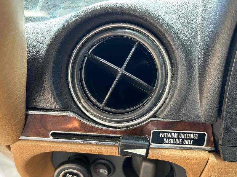 Mercedes-Benz SL 560 5.5 Convertible Petrol