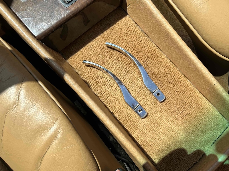 Mercedes-Benz SL 560 5.5 Convertible Petrol