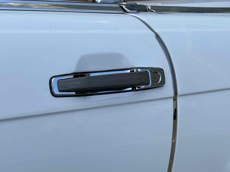 Mercedes-Benz SL 560 5.5 Convertible Petrol