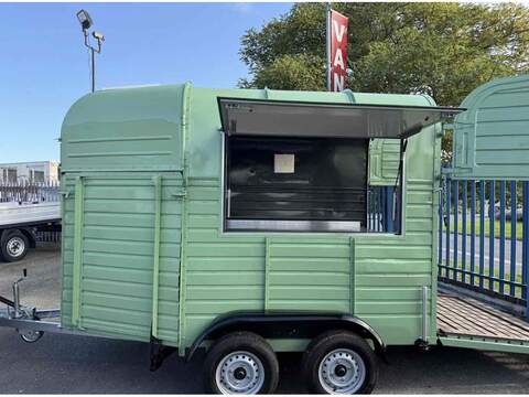 RICE OF LEICESTERSHIRE TRAILER HORSEBOX CATERING - U3846