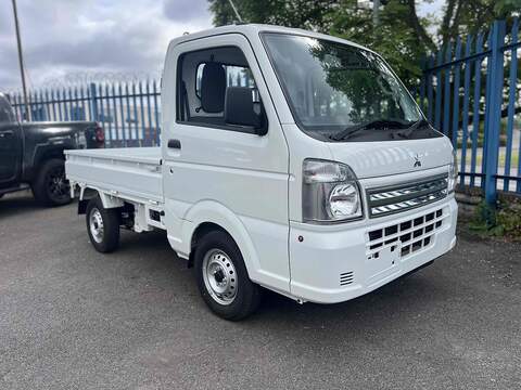 Mitsubishi Minicab Pick Up Dropside Manual - U3907