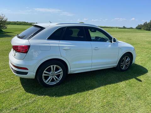 Audi Q3 Tfsi S Line Quattro - U3975