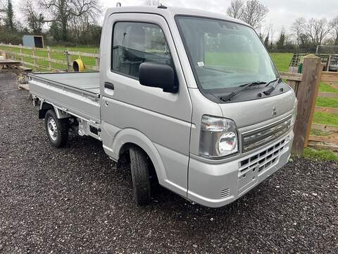 Mitsubishi Minicab Truck 4x4 PickUp M - U4064