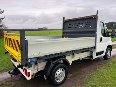 Peugeot Boxer L2 Single Cab Tipper 140ps AIR CON - U4069