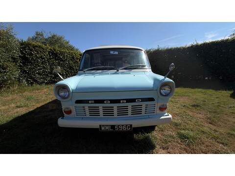 Ford Transit 250 L2 EcoBlue Sport 1.5 5dr Panel Van Manual Diesel