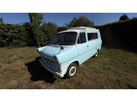Ford Transit Motor Caravan - U4157