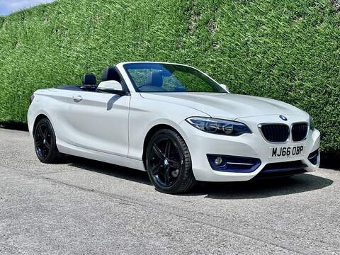 2.0 220i Sport Convertible 2dr Petrol Manual Euro 6 (s/s) (184 ps)