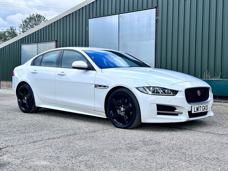 Jaguar Xe