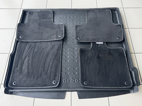 2.0h T6 Recharge 11.6kWh R-Design SUV 5dr Petrol Plug-in Hybrid Auto AWD Euro 6 (s/s) (340 ps)