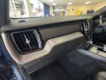 Volvo XC60 h T6 R-Design 