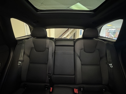 2.0h T6 Recharge 11.6kWh R-Design SUV 5dr Petrol Plug-in Hybrid Auto AWD Euro 6 (s/s) (340 ps)