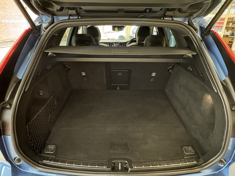 2.0h T6 Recharge 11.6kWh R-Design SUV 5dr Petrol Plug-in Hybrid Auto AWD Euro 6 (s/s) (340 ps)