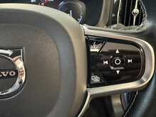 Volvo XC60 h T6 R-Design 