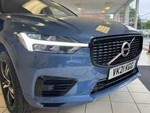 Volvo XC60 h T6 R-Design 