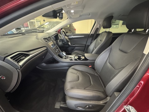 2.0T EcoBoost Titanium Hatchback 5dr Petrol Auto Euro 6 (s/s) (240 ps)