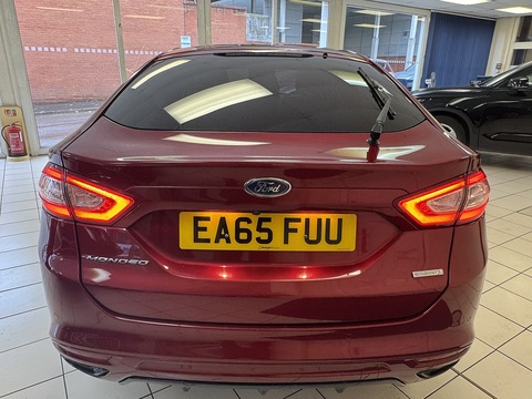 2.0T EcoBoost Titanium Hatchback 5dr Petrol Auto Euro 6 (s/s) (240 ps)