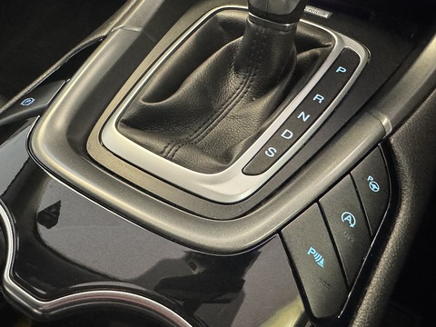 2.0T EcoBoost Titanium Hatchback 5dr Petrol Auto Euro 6 (s/s) (240 ps)