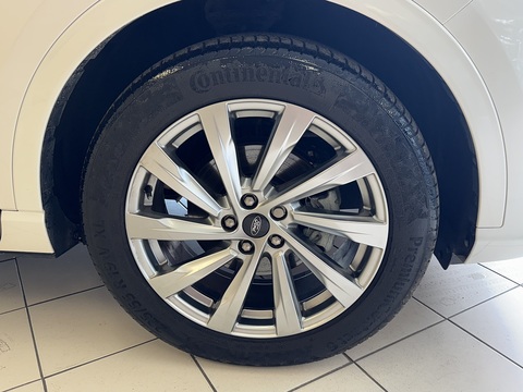 2.5h Duratec Vignale SUV 5dr Petrol Hybrid CVT Euro 6 (s/s) (190 ps)